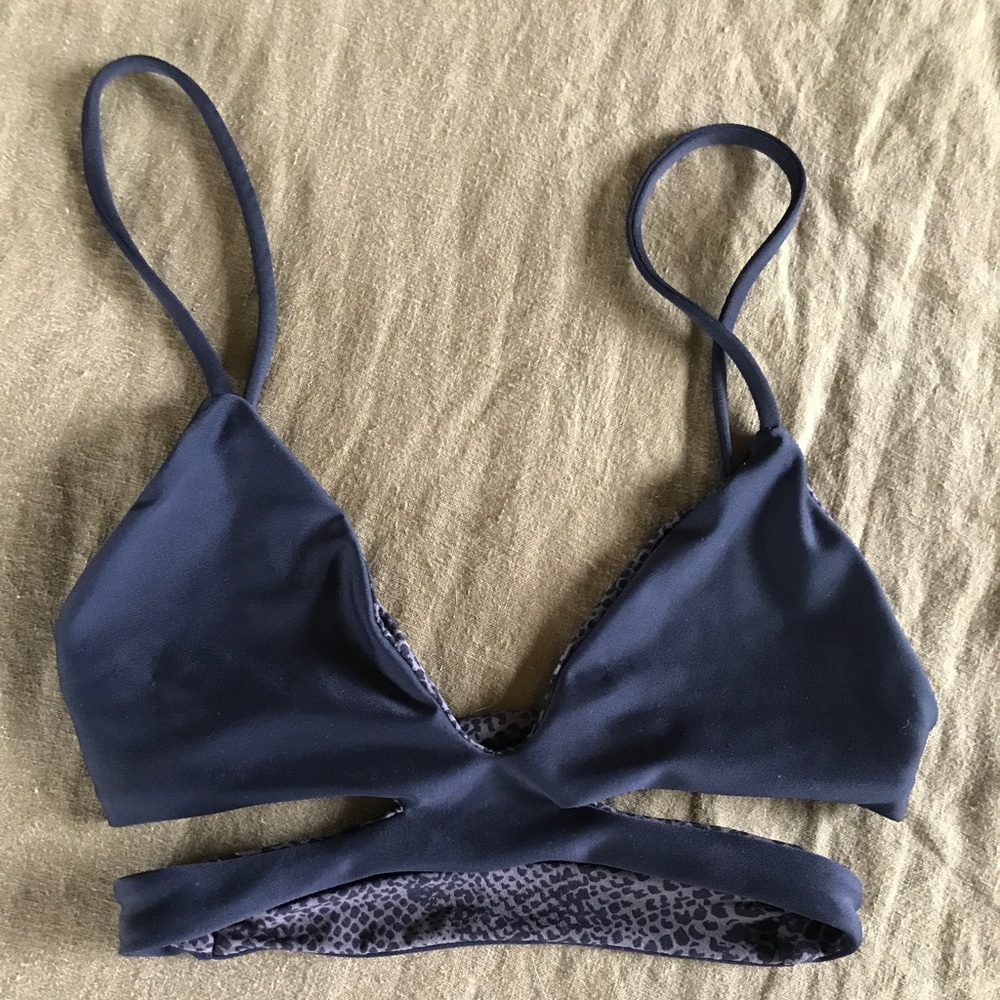 Near new Acacia swimwear Haku Top P black
